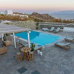 Mando Pool W Sea Views - Five Bedrooms *