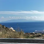 Mando Pool W Sea Views - Five Bedrooms Villa