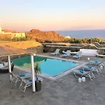 Mando Pool W Sea Views - Five Bedrooms Villa