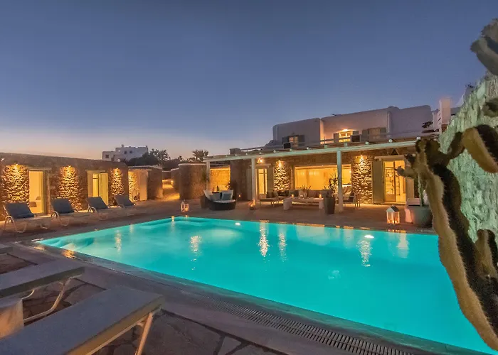 Mando Pool W Sea Views - Five Bedrooms