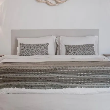 Mando Pool Villas W Sea Views - Five Bedrooms *