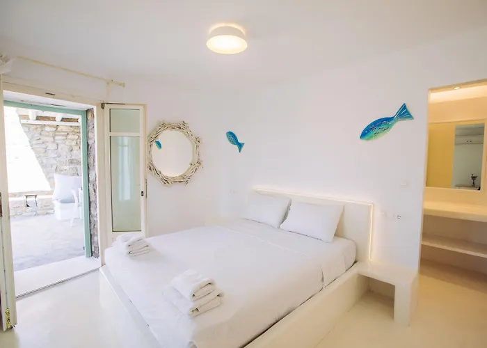 Mando Pool W Sea Views - Five Bedrooms *