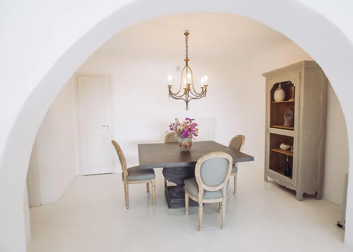 Mando Pool W Sea Views - Five Bedrooms Вилла *