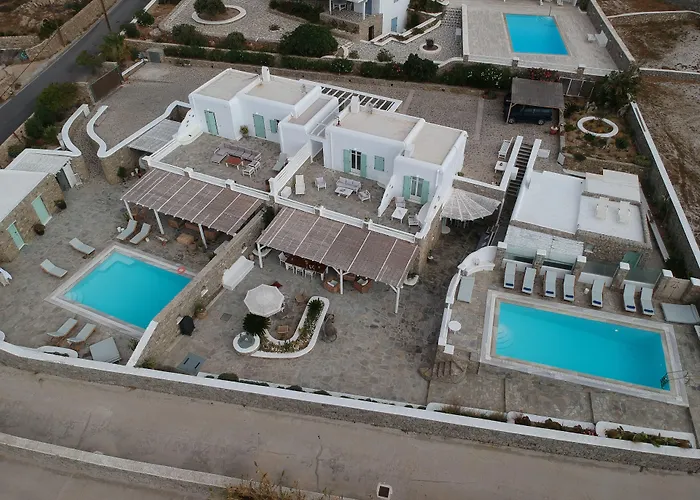 Mando Pool W Sea Views - Five Bedrooms
