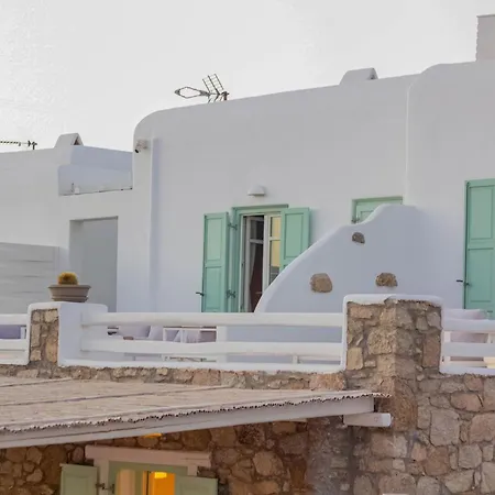 Mando * Super Paradise Beach (Mykonos)