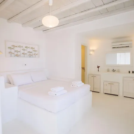 Mando Pool W Sea Views - Five Bedrooms Вилла *