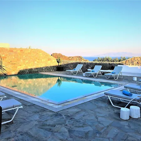 Mando Pool W Sea Views - Five Bedrooms * Playa Super Paradise