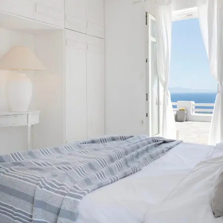 Mando Pool W Sea Views - Five Bedrooms * Playa Super Paradise