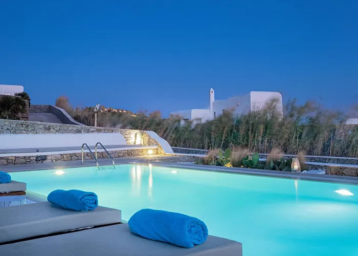 Mando Pool W Sea Views - Five Bedrooms *