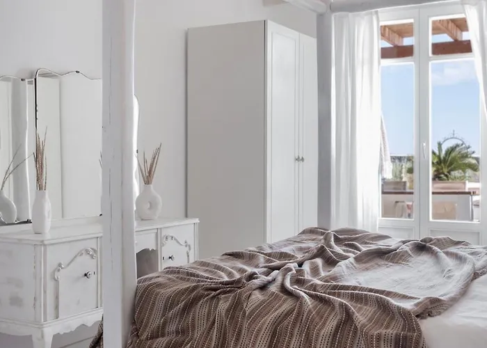 Mando Pool W Sea Views - Five Bedrooms * Super Paradise Beach (Mykonos)