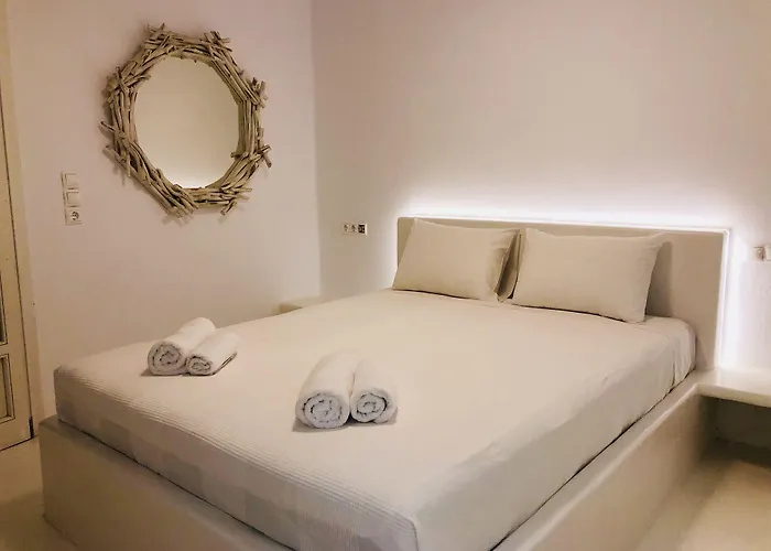 Mando Pool W Sea Views - Five Bedrooms *