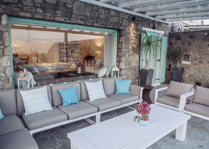 Mando Pool W Sea Views - Five Bedrooms فيلة *