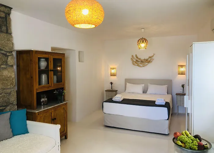 Mando Pool W Sea Views - Five Bedrooms Villa